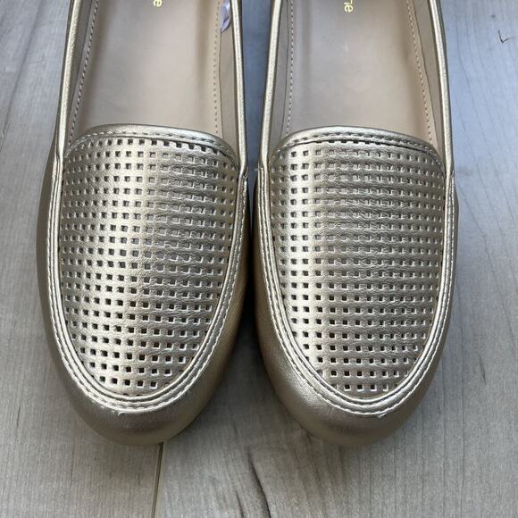 Liz Claiborne Gold Loafers New-No Box Size 6W Comfort Classy Preppy Stylish Fun - Picture 5 of 12